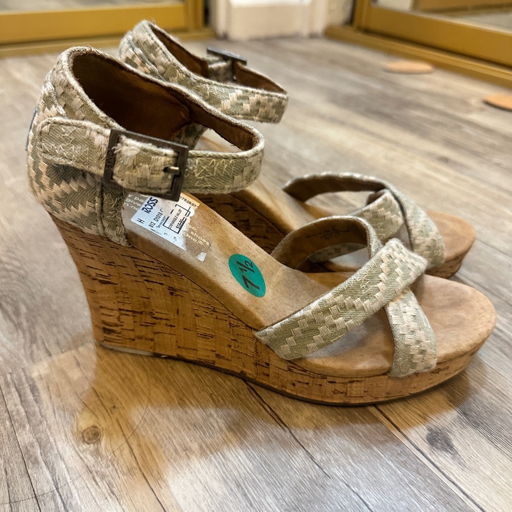 TOMS Gray Boho Santa Fe Comfort Wedge Sandals 7.5